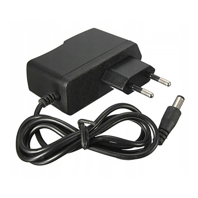 Zdroj 5V/2A (jednosmerné napätie DC)