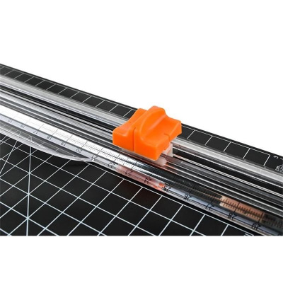 Orezávač papiera PAPER CUTTER