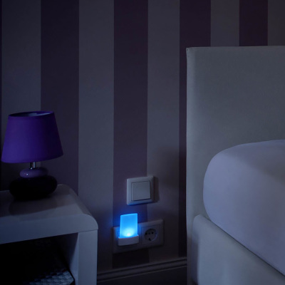 Svietidlo nočné LED LUNETTA SHINE RGB WT súmrakový