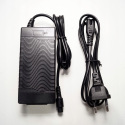 Nabíječka na koloběžku 42V 1,5A GX12 3-PIN FOREVER HLT-180-4201500