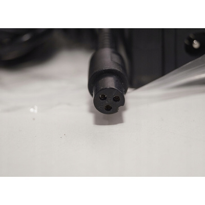 Nabíječka na koloběžku 42V 1,5A GX12 3-PIN FOREVER HLT-180-4201500
